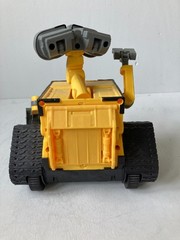 Disney Pixar WALL-E Remote Control Robot Think Way Toy Yellow Black With Remote