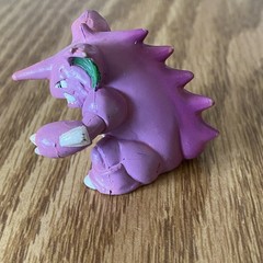 Nidoking TOMY Pokemon Figure CGTSJ 1999 Nintendo 2″ – Vintage, Pre-Owned