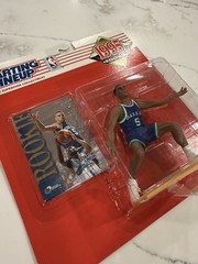 Rookie SL NBA Dallas #5 1995 Edition Basketball Action Figure w/ Card
