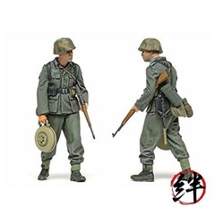 TAMIYA 1/35 No.382 German Infantry Set (Late Battle) Plastic model