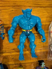 VINTAGE 1980s 1990s 27 ACTION FIGURE LOT MARVEL DC SWAMP THING POWER RANGERS ETC