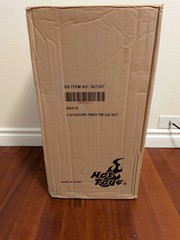 Hot Toys QS016 1/4 Mandalorian & The Child Quarter Scale Star Wars Unopened