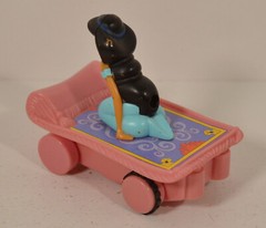 2004 Princess Jasmine Magic Carpet 3″ McDonald’s EUROPE Figure Disney Aladdin