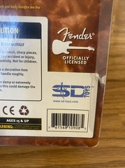 SD Toys Fender Collection Serie 1 – 1/6 Scale Model Fender Stratocaster NIB
