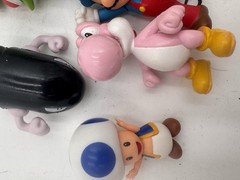 Jakks Pacific Super Mario 4 Inch Lot of 6 Action Figured Mario Yoshi Mushroom
