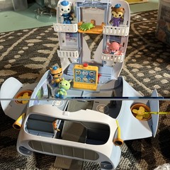 Octonauts Above & Beyond Octoray Lights & Sounds Transforming 13 Inch Playset