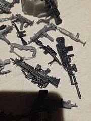 Combat Fighter Action Figure Weapons & Backpacks Various Scales ~ 100 Pieces