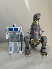 MD005 Transformers SS86 White Optimus Prime AKA Ultra Magnus