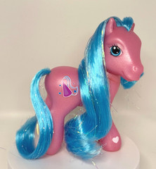 2003 Hasbro G3 My Little Pony Pink Sparkle Pony Pretty Fashions Royal Ribbon MLP