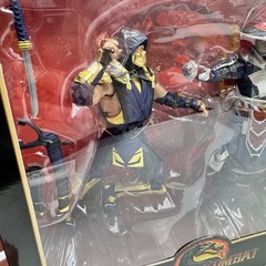 Mortal Kombat Scorpion Blackout & Raiden Defender Deluxe Figure Set 2020 New