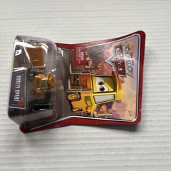 Disney Pixar The World of Cars Dudley Spare #68 Octane Gain Diecast Car New