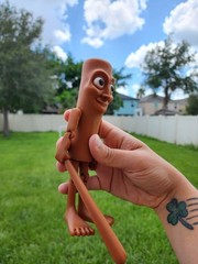 Italian Brainrot Tung Tung Sahur – Limited Edition Physical Figure Toy Meme