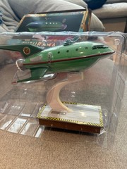 Futurama QMx Master Series, Light-Up Planet Express Ship Figure, with Box