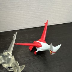 2007 Jakks Pacific Pokemon Translucent Latios And Latias Figures