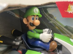 JAKKS Mario Kart – Spin Out Luigi with Banana – Brand New In Box