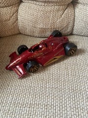 IRON MAN’S ~ STARK MOTOR RACING F1 RACING CAR WITH IRON MAN FIGURE 2010