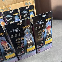 (6) STAR TREK TRANSPORTER SERIES TOS ACTION FIGURES KIRK SPOCK SCOTT UHURA NEW