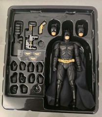 Medicom Mafex No. 053 The Dark Knight Batman. Ver. 3.0 Re-issue