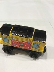 HAPPY BIRTHDAY THOMAS (2003) Thomas the train wooden And BITHRDAY CABOOSE CAR
