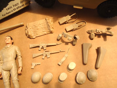 RARE 1967 Rat Patrol Jeep Desert Army Vehicle + Figures + Box + Accessories Marx