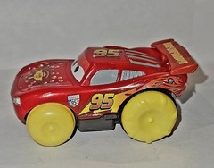 Disney Pixar Car Lot Of 2 Hydro Wheels Red Fire Truck & Lightning McQueen