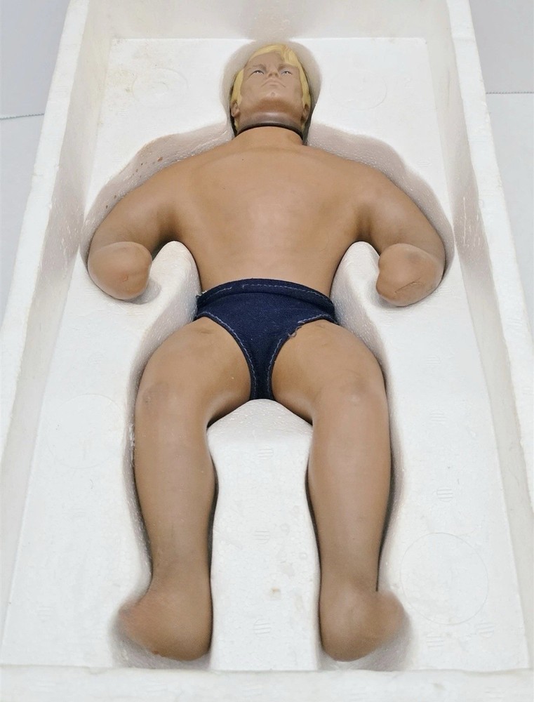 BRAND NEW ~ 1976 KENNER ORIGINAL STRETCH ARMSTRONG ACTION TOY ~WITH BOX & EXTRAS