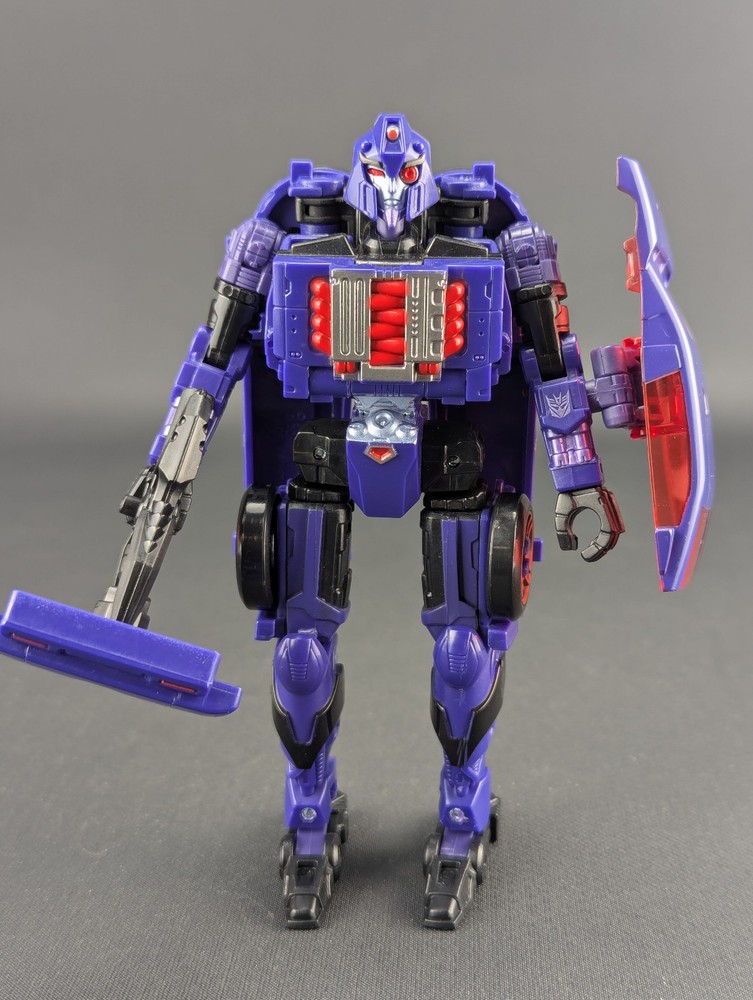 Transformers Legacy Evolution Shadow Striker complete Hasbro Deluxe Generations