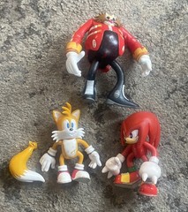 2000 Toy Island Sonic Adventure Figures USED