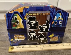 Rainbow Friends Blues Castle 8 Pack Blue Green Cyan Yellow + 4 Mystery Figures