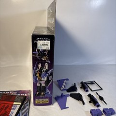 Vintage G1 Skywarp Transformers Decepticon w/ Box & Accessories (1984)