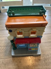 Sesame Street Workshop 2010 Hooper’s Store Playset Oscar the Grouch No Handle