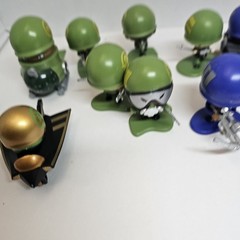 Awesome Little Green Men – LOT OF 18