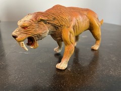 Imperial Toys Saber Tooth Tiger Smilodon Hard Rubber PVC Toy Figure Vintage 1988