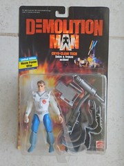 NEW VINTAGE 1993 MATTEL DEMOLITION MAN CRYO CLAW TECH SPARTAN ACTION FIGURE! c20