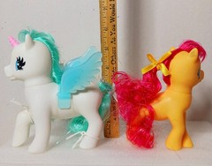 8 Vintage Wonder Pony Land UNICORN Figures plus Accessories GI-GO Toys