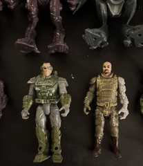 BIG Final Faction Action Figure & Accessories Lot Kharn Alien Hive, Weapons