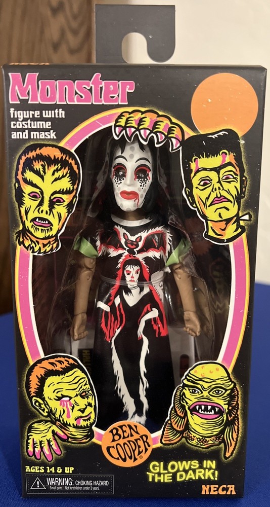 NECA Ben Cooper Monster Glow In The Dark VAMPIRE GIRL With Costume & Mask 2023