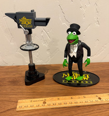 Kermit The Muppet Show 25 Years Figure 2002 Palisades +Movie Camera Top Hat Base