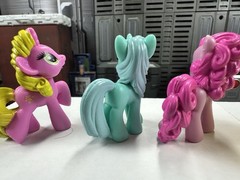 My Little Pony MLP G4 Mini Pony Shimmer Fluttershy Yellow Lot Of 8 Mini Figures