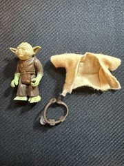 Vintage 1980 Kenner Star Wars YODA Action Figure with Cloak& Belt LFL Hong Kong