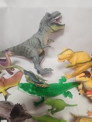 Dinosaurs Lot Of 20 Hard Plastic/Rubber Toys, Mixed Sizes & Brands.