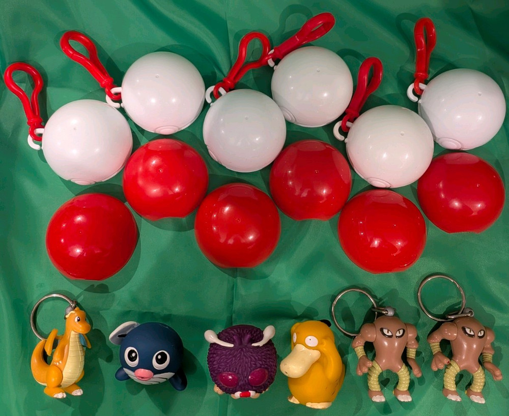 Vintage 1999 Burger King Pokémon Figure w/ Pokeball Keychains Lot of 6