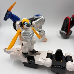 Power Rangers Jungle Fury Gekiranger DX Gekifire Geki Fire Megazord Bandai
