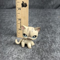 Littlest Pet Shop Beige Grey Cat #468 Figure Hasbro Blue Eyes 2004 LPS Toy