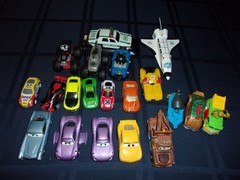 LOT 20 VARIOUS SIZES DISNEY CARS DIE CAST PLASTIC TMNT HESS TRANSFORMERS