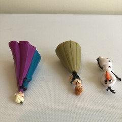 DISNEY FROZEN DOLLS ACTION FIGURES LOT 2”-3″