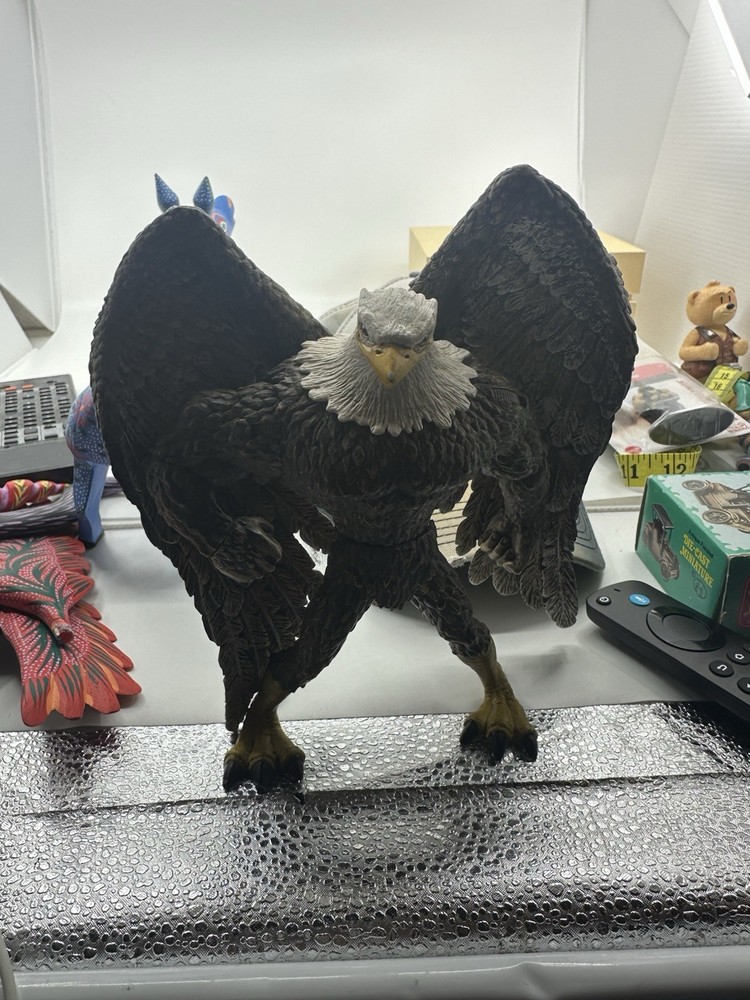 Mezco Freedom the American Eagle Loose Figure Incomplete No Accessories 2001