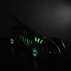 McFarlane Toys DC Multiverse Batmobile (Batman Forever) Glow in The Dark Vehicle
