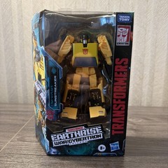 Transformers Generations War for Cybertron: Earthrise Deluxe Class Sunstreaker