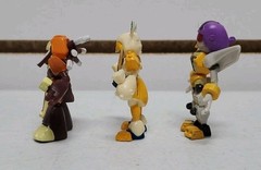 Medabots Figure Lot w/Cards, Dice & Posters – Samurai, Warbandit, Phoenix & More